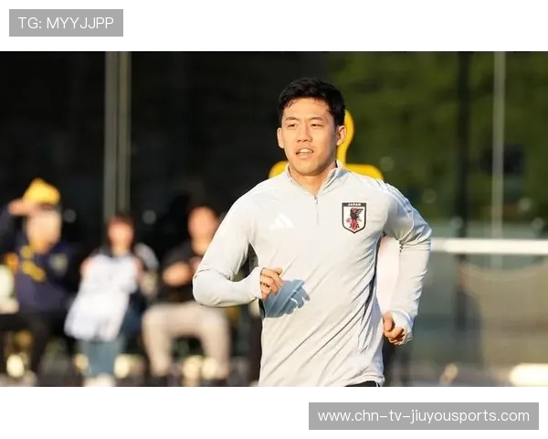 上海申花辟谣远藤航传闻,冬窗名单保持稳定 上海申花辟谣远藤航传闻,冬窗名单保持稳定